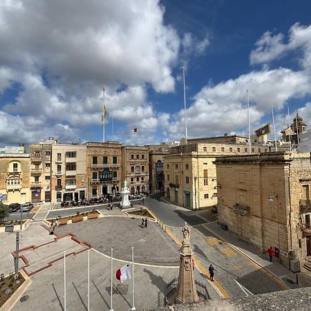 The Knight - Heritage & Art Home At Birgu Square Eksteriør bilde
