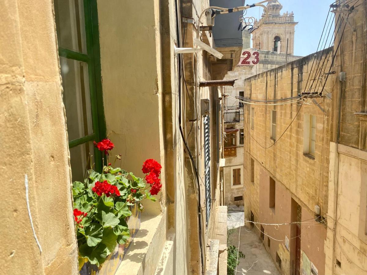 The Knight - Heritage & Art Home At Birgu Square Eksteriør bilde
