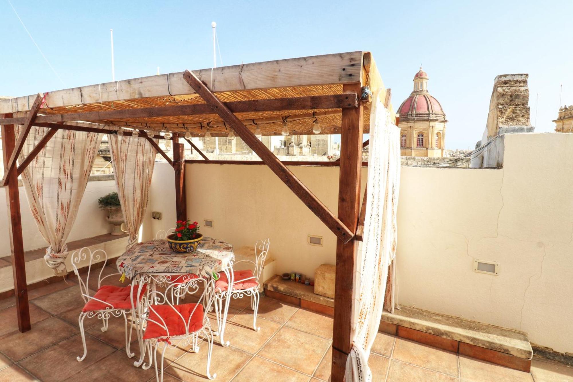 The Knight - Heritage & Art Home At Birgu Square Eksteriør bilde