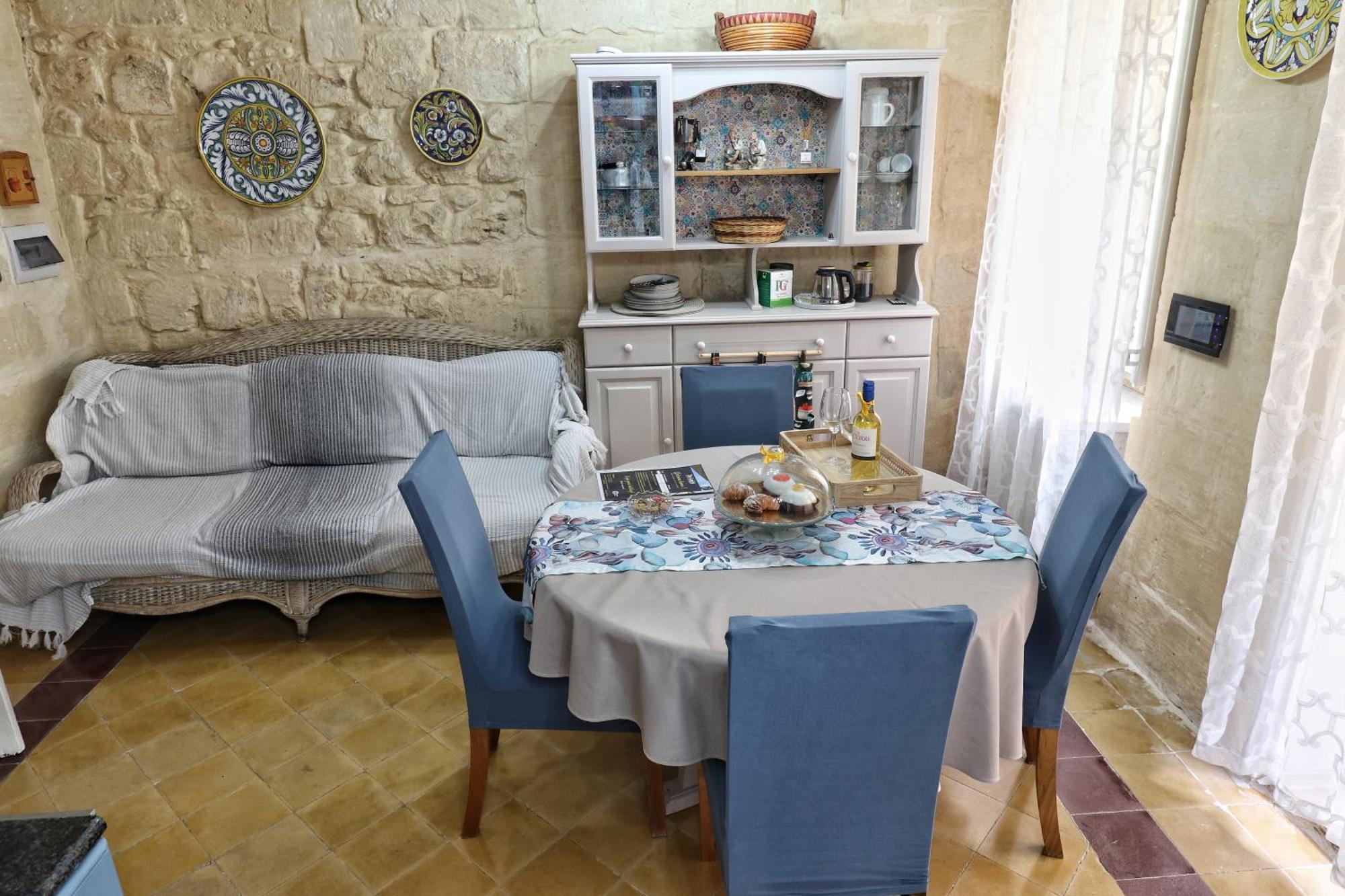 The Knight - Heritage & Art Home At Birgu Square Eksteriør bilde