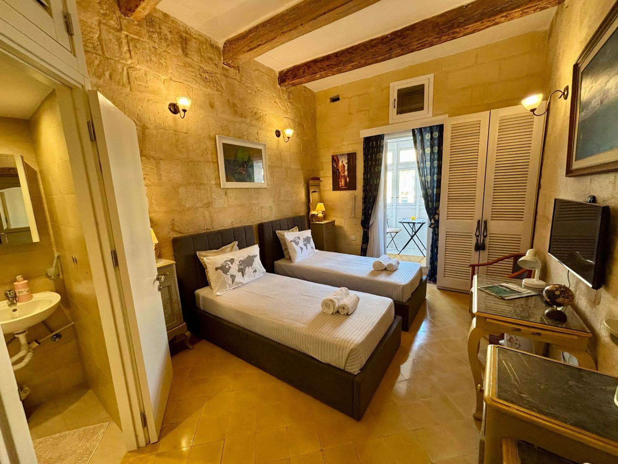 The Knight - Heritage & Art Home At Birgu Square Eksteriør bilde