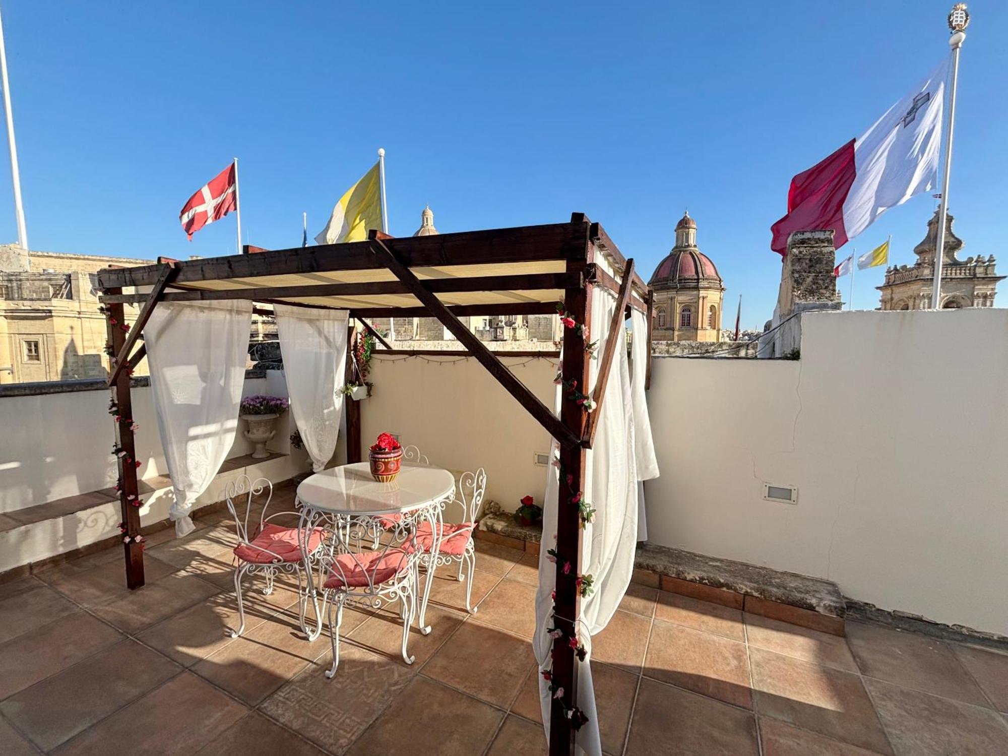 The Knight - Heritage & Art Home At Birgu Square Eksteriør bilde
